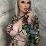 Aischaa, ein blonder Engel für Dich. Angebote hobbyhuren