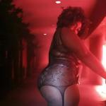 Miriam mollige Afrolady mit dicken Eutern. Bild