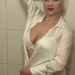 Rebeca, reife blonde Frau von 41 Jahren. Bild
