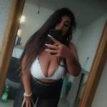 Herrin Roxi bietet Trans für Total Tabulos Sex an Bild