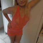 Schlanke Hobbyhure macht Sextreffen Bild