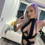 Karina, heißer Knackpo und Top Figur, ganz privat für Dich. Bild