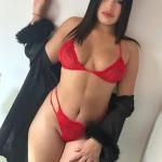 Sandra, rassige Sex-Fee von 22 Jahren ist gierig nach Sex.  Bild