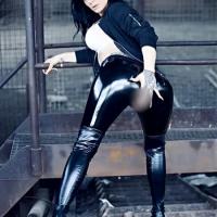 Hümeyra Ophelia 27, rassige Erotik-Darstellerin heizt dir ein. Bild