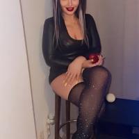 Andreea, rund um die UHR für Dich da. Bild